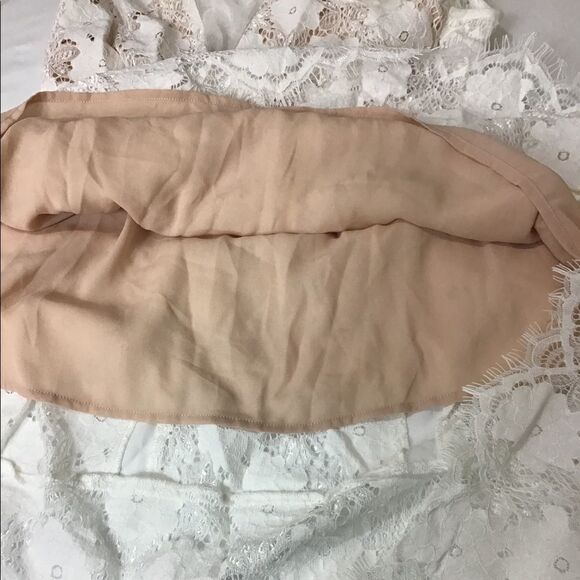 Chelsea28 White Embroidered Lace Midi Dress New Without Tag Size Medium - Picture 9 of 13